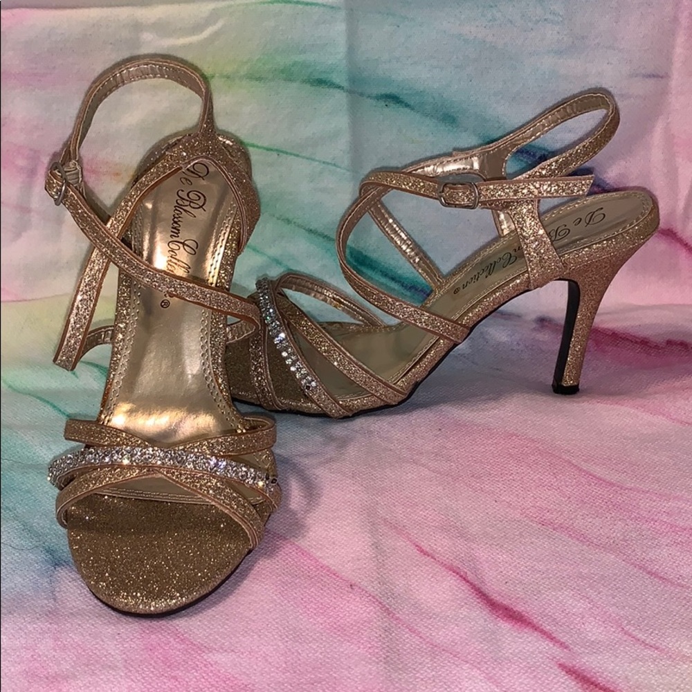Nude Glitter low heels